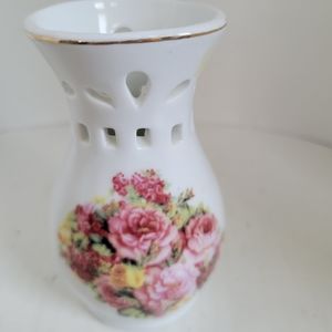 Lily Creek White Mini Vase Red Pink Yellow Flowers Gold Trim